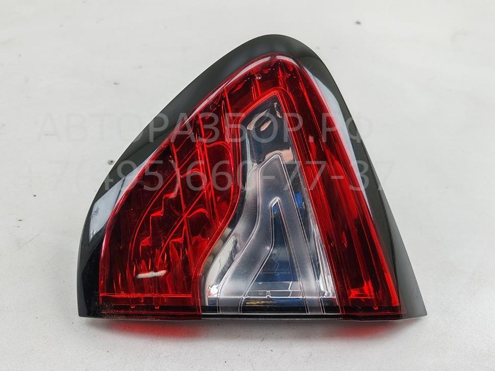 Фонарь задний внутренний правый