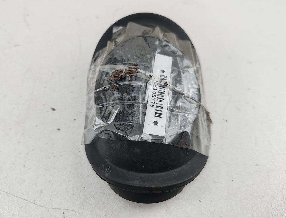 Крышка фары левой