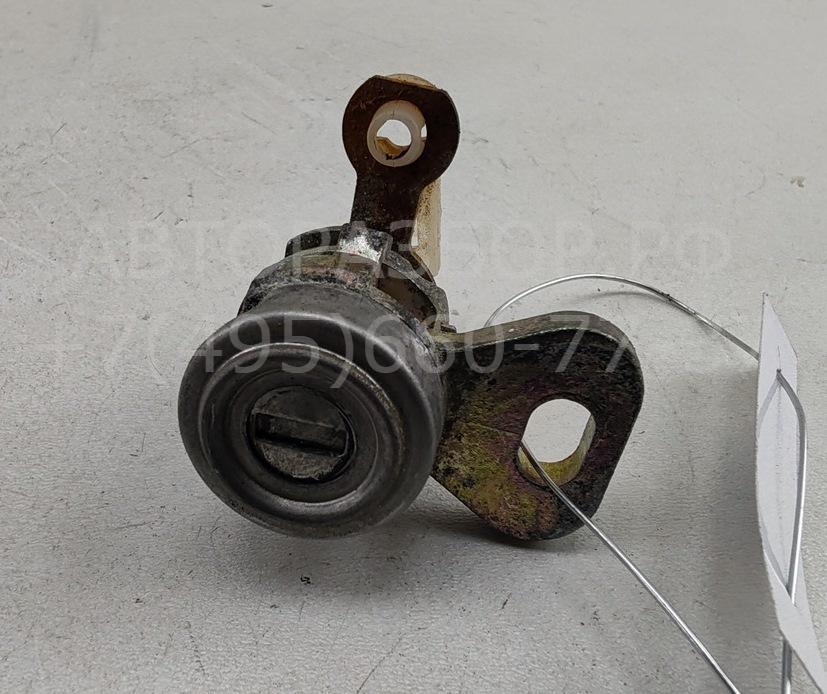 Вставка замка двери