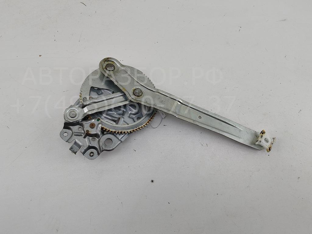 Стеклоподъемник механ. задний правый