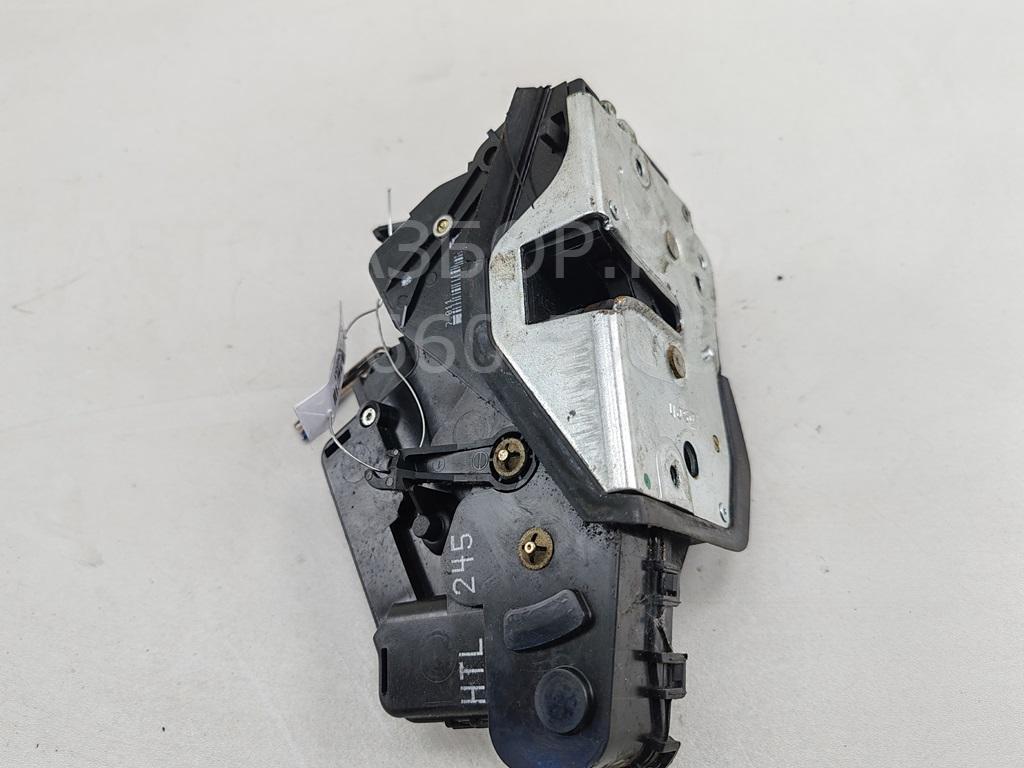 Замок двери задней левой