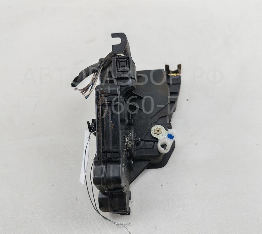 Замок двери задней правой