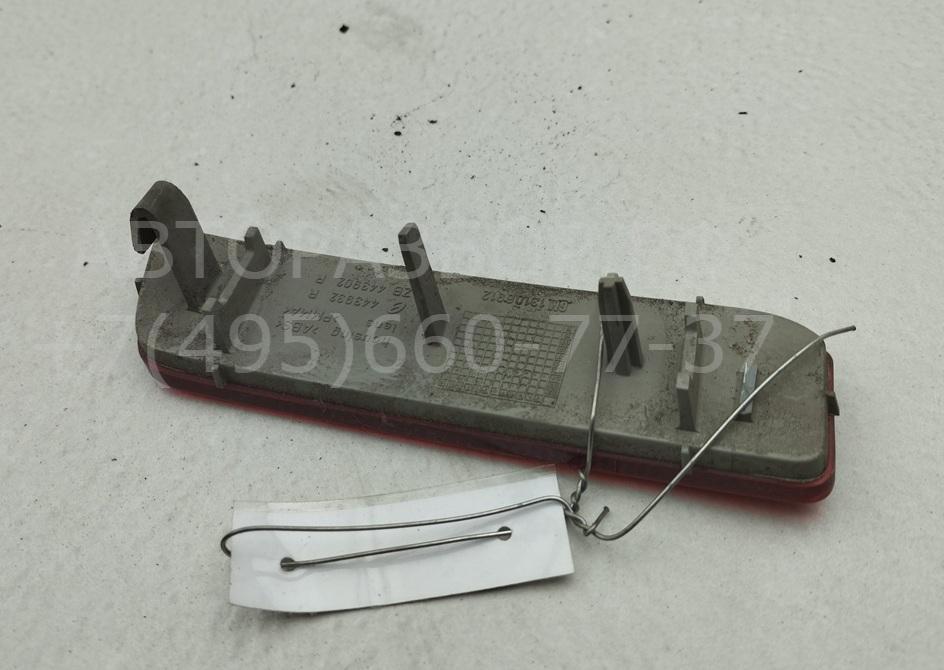 Отражатель в бампер задний правый