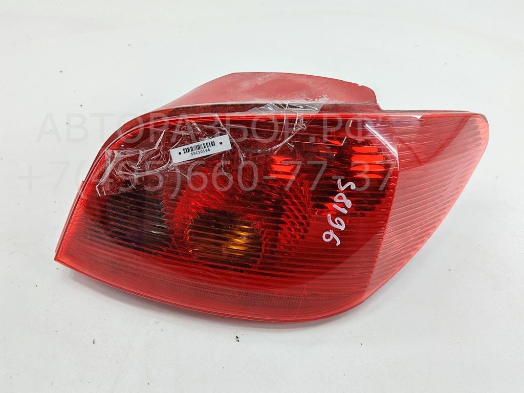 Фонарь задний правый
