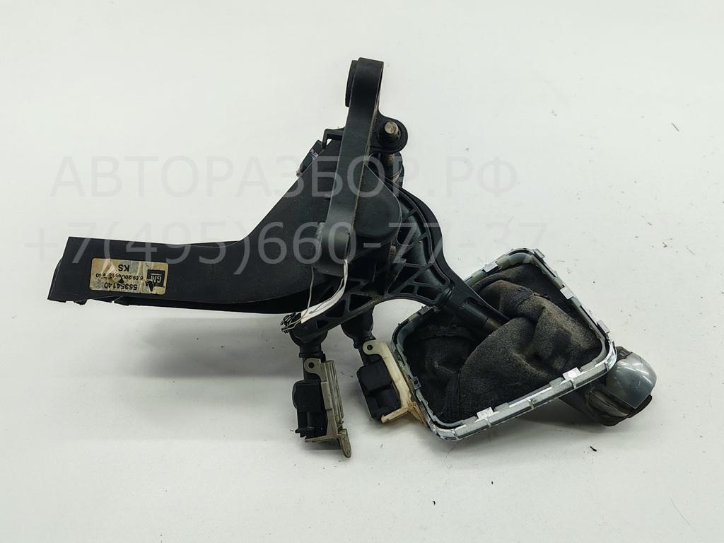 Кулиса МКПП / АКПП