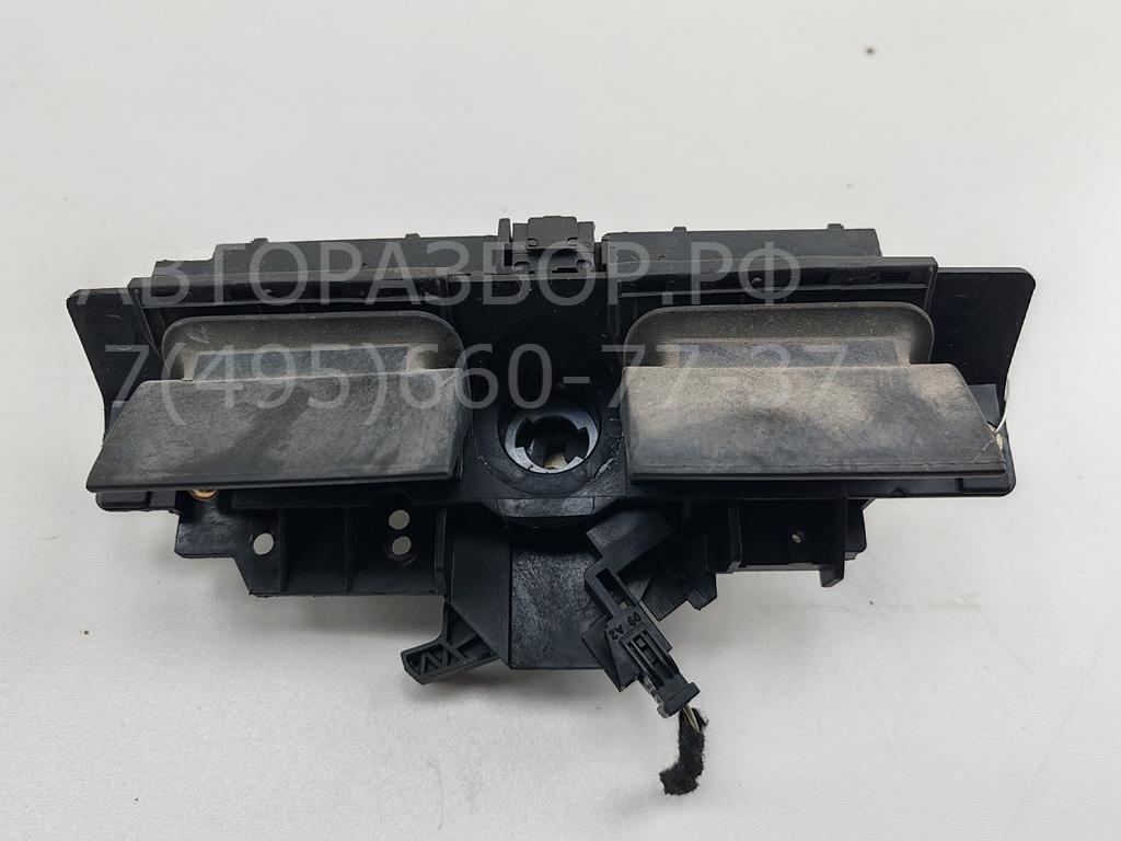 Ручка двери багажника наружная