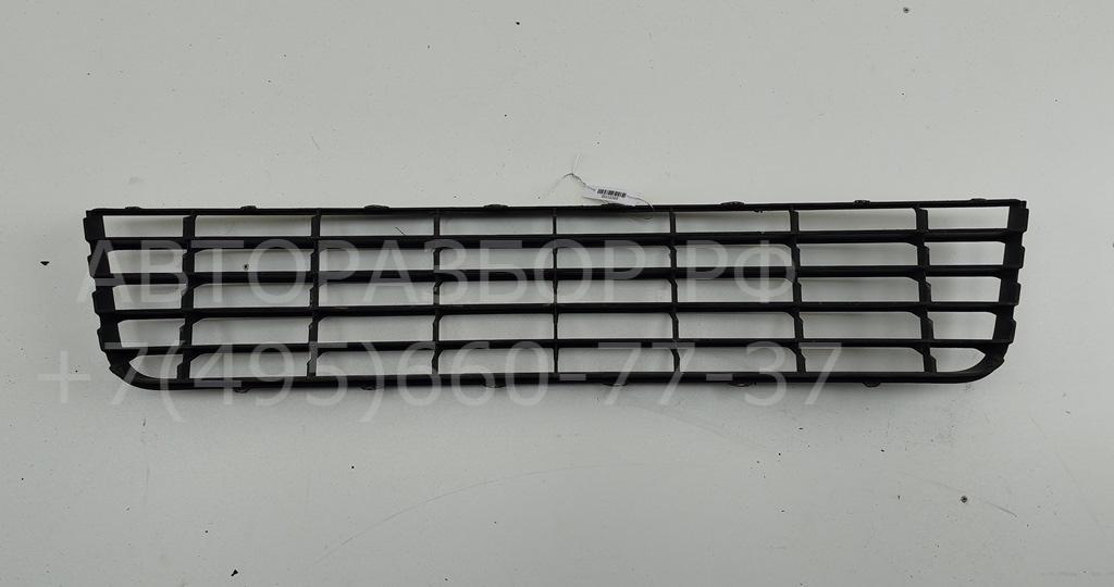 Молдинг переднего бампера