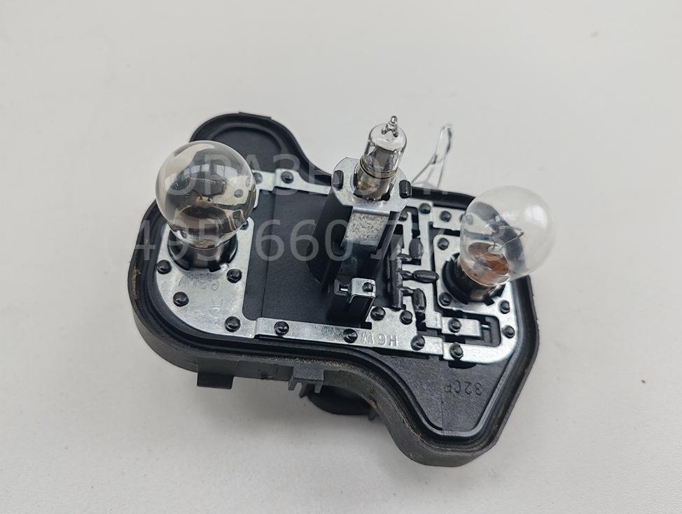 Плата заднего фонаря правого