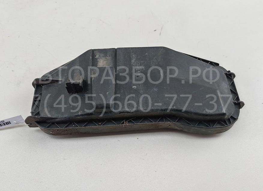 Крышка фары левой