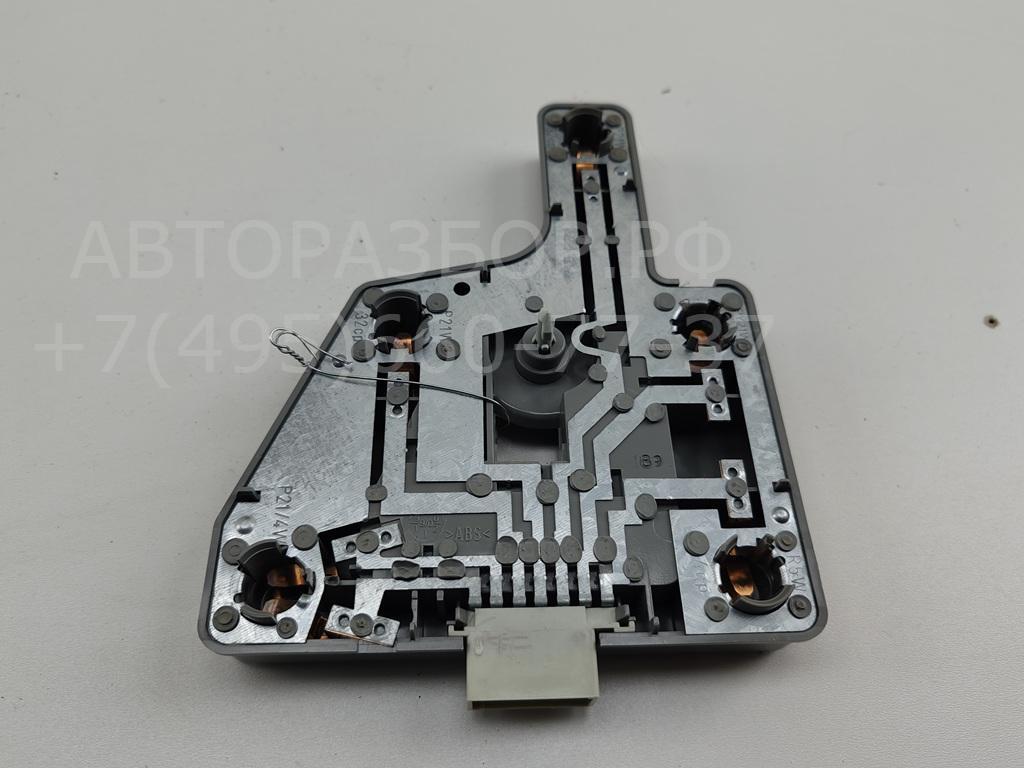 Плата заднего фонаря правого