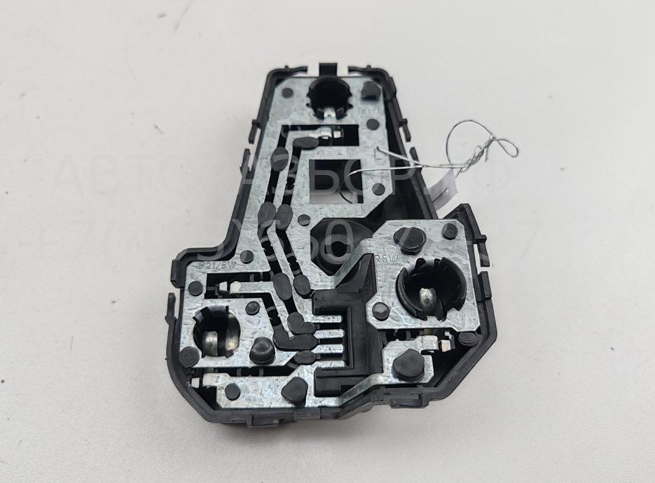 Плата заднего фонаря левого