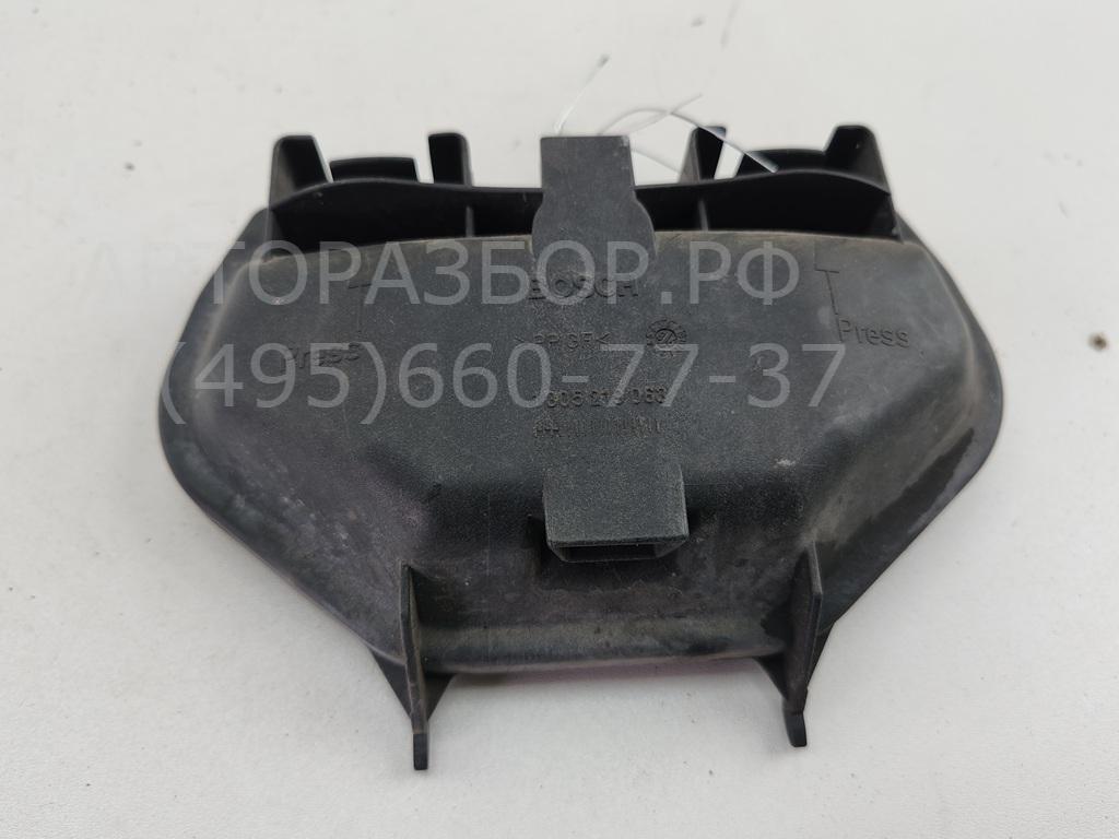 Крышка фары левой