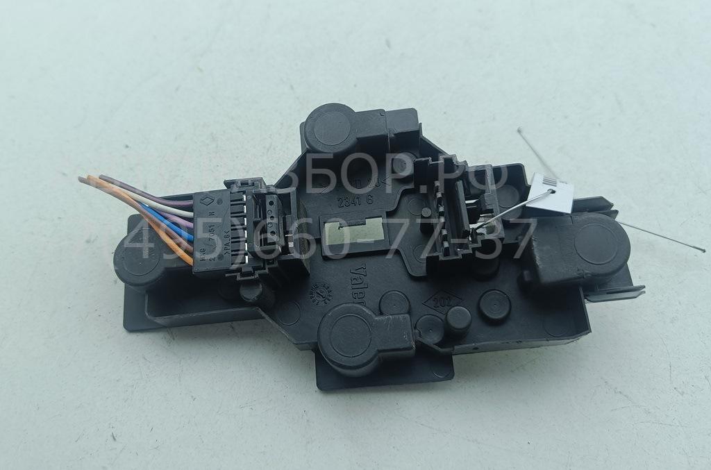 Плата заднего фонаря левого