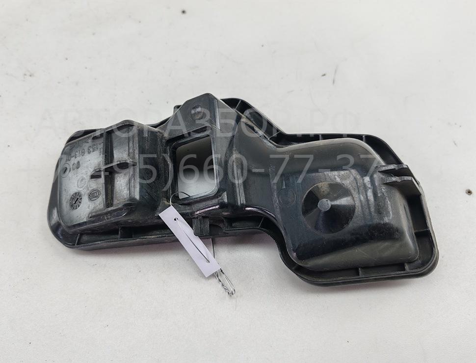 Крышка фары левой