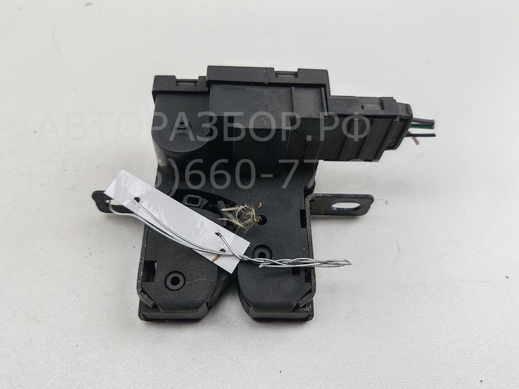 Замок багажника