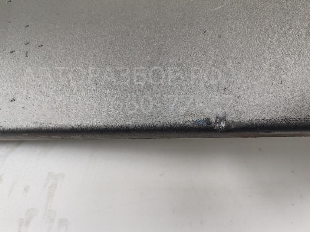 Молдинг переднего бампера левый