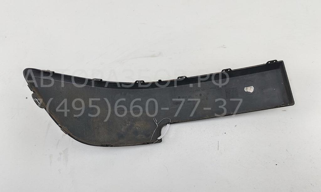Молдинг переднего бампера левый