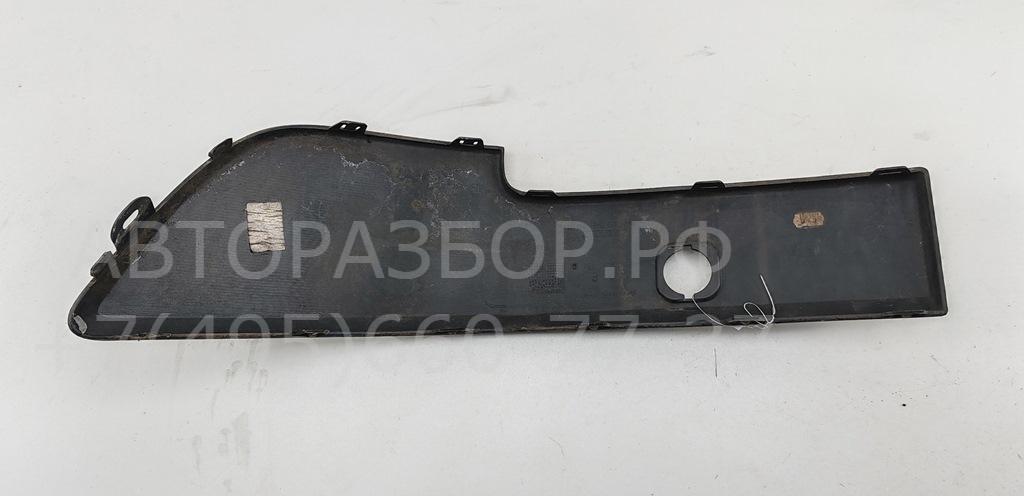 Молдинг переднего бампера правый