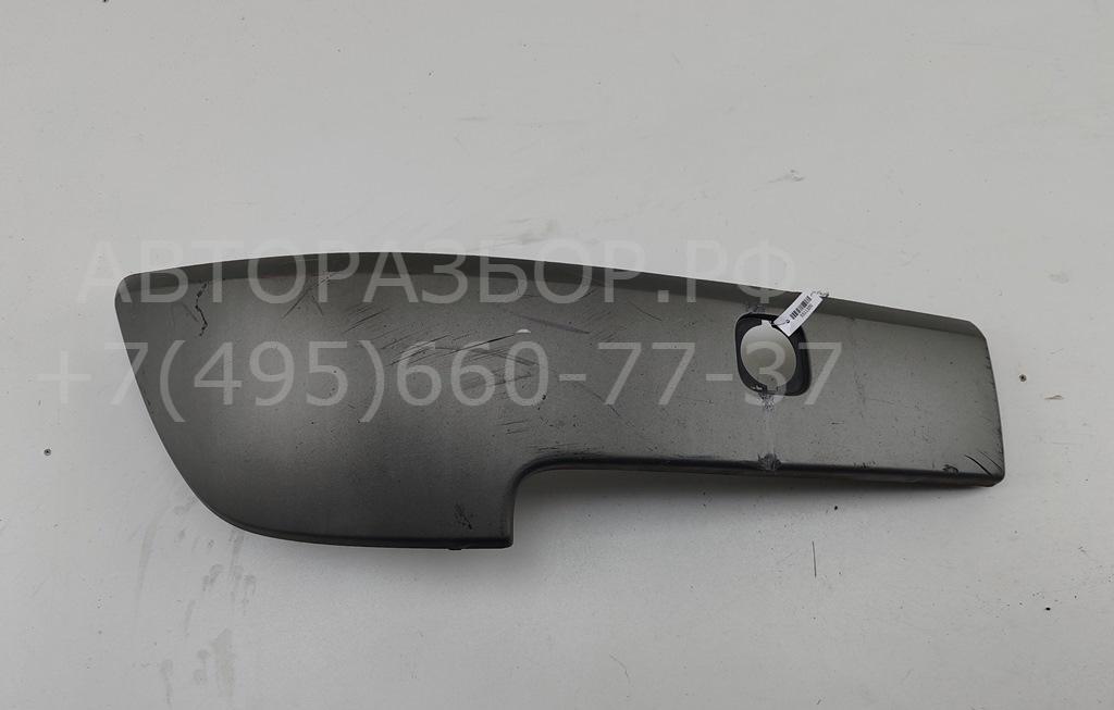 Молдинг переднего бампера правый