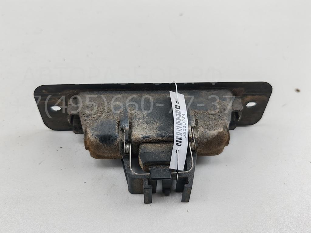 Ручка двери багажника наружная