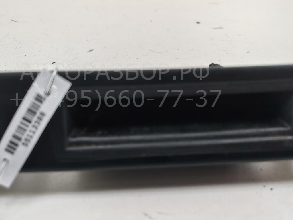 Накладка крышки багажника