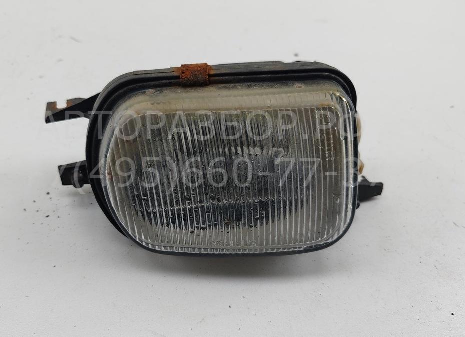 Фара противотуманная левая
