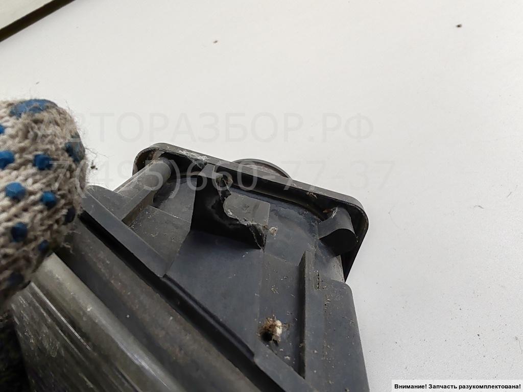 Фара противотуманная левая