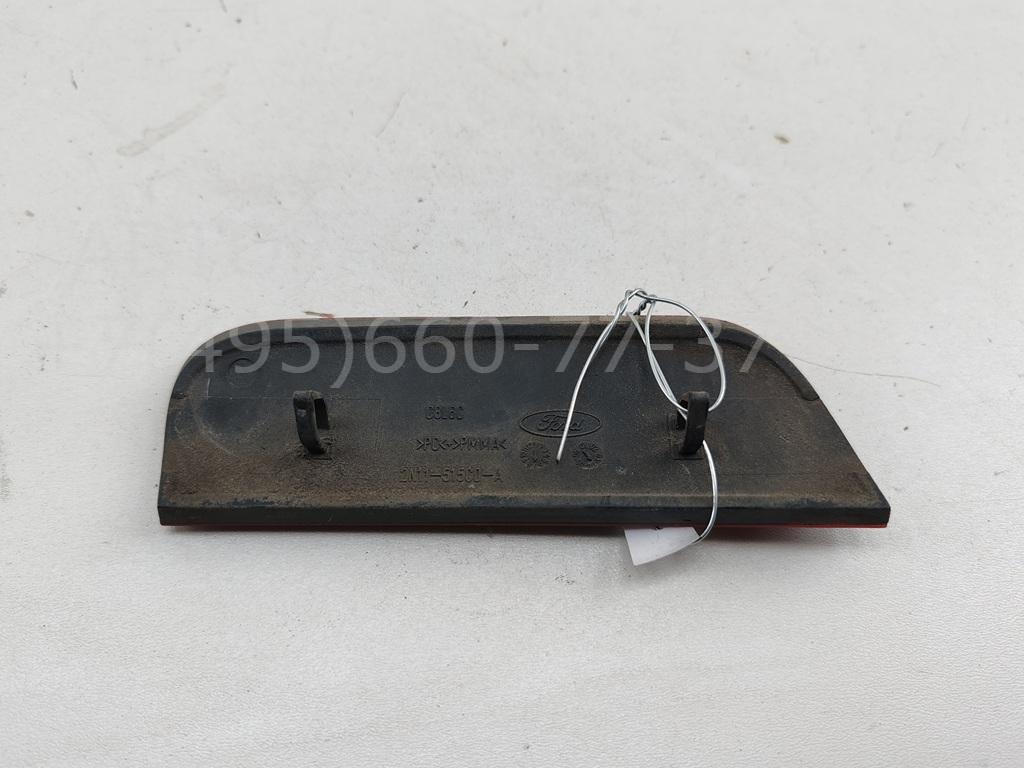 Отражатель в бампер задний правый