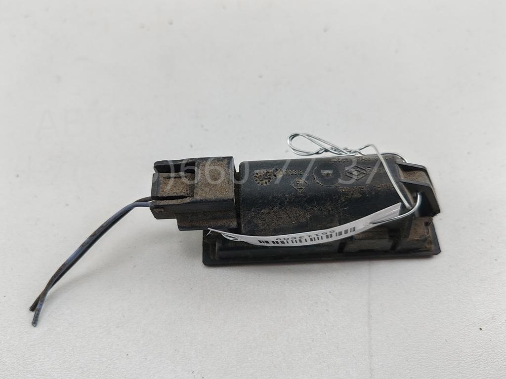 Фонарь подсветки номера