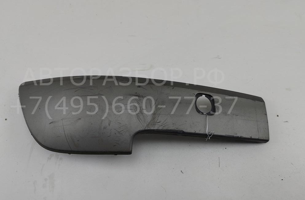 Молдинг переднего бампера правый