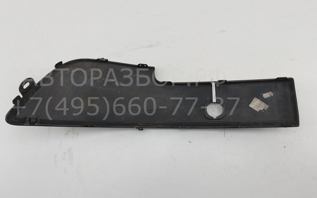 Молдинг переднего бампера правый