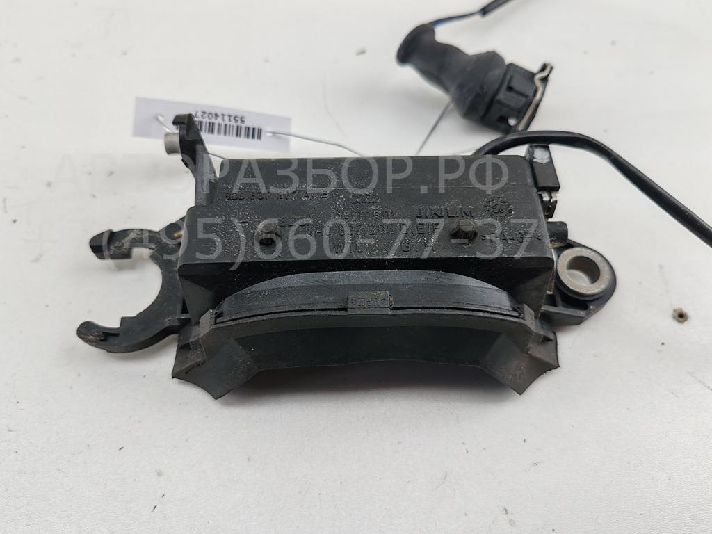 Ручка двери передней наружная левая