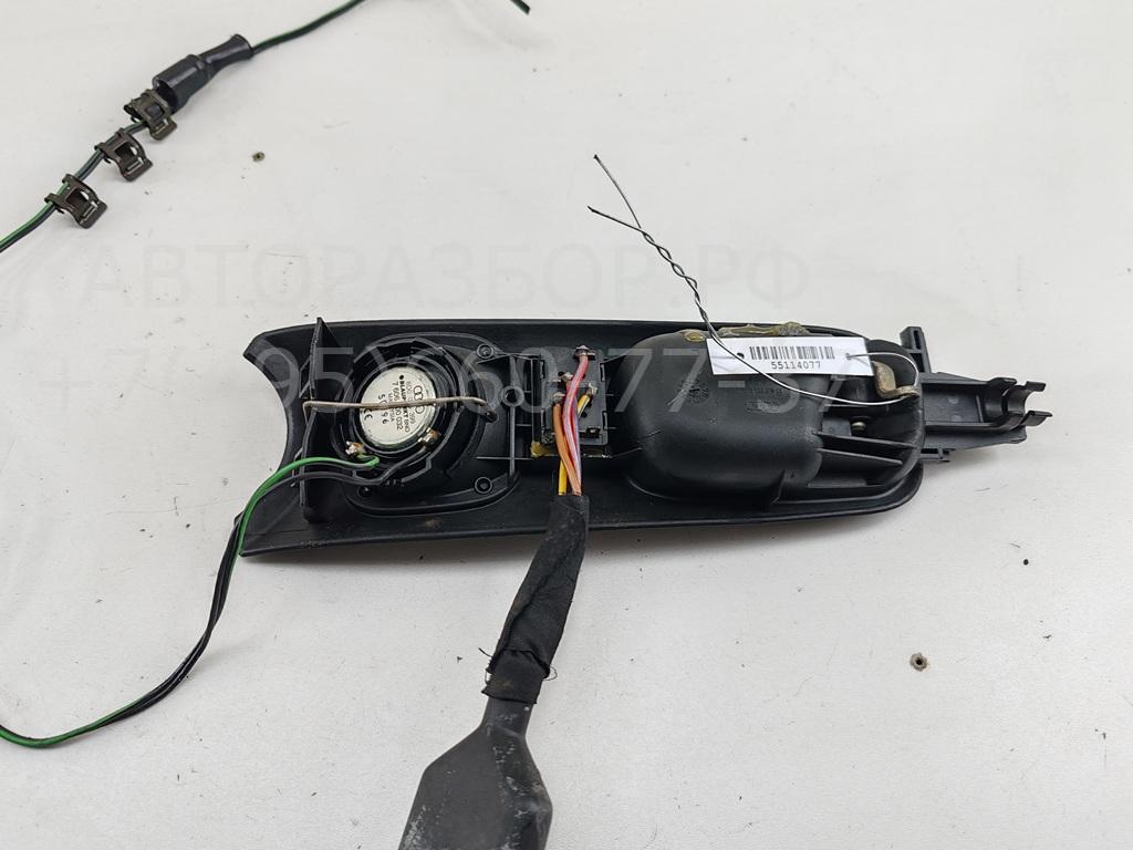 Ручка двери передней внутренняя левая