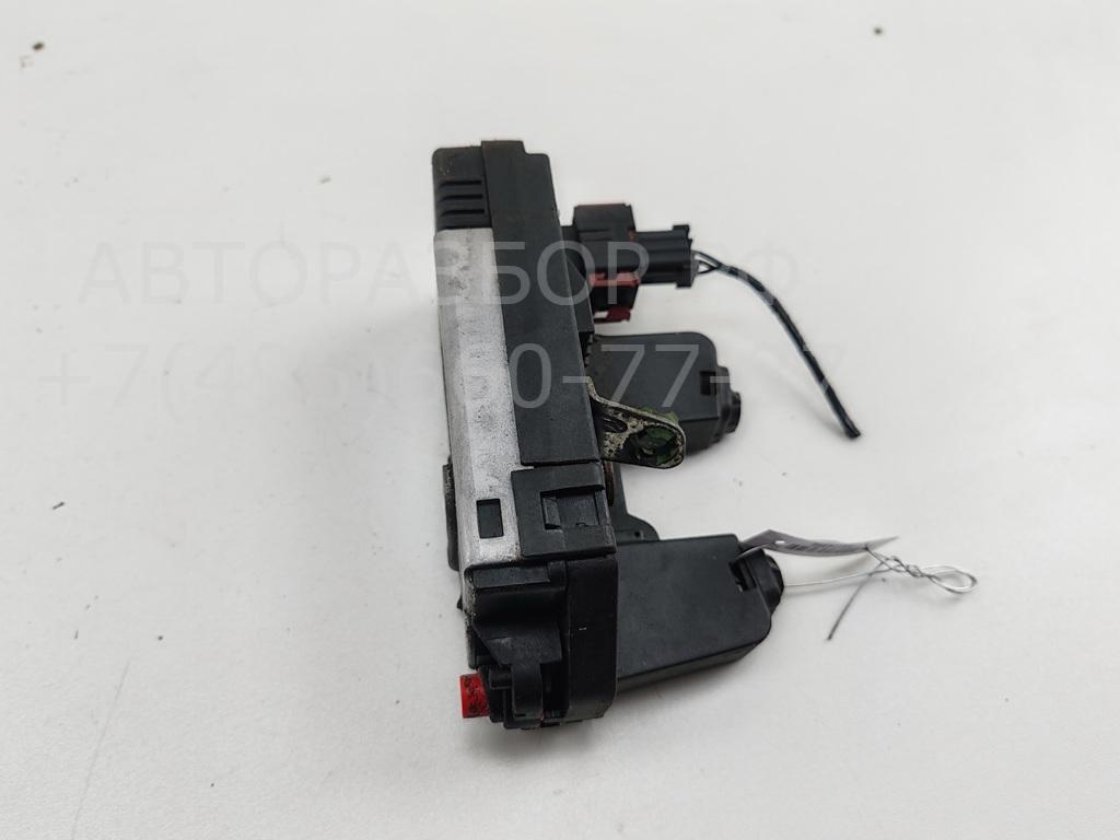 Замок двери задней правой