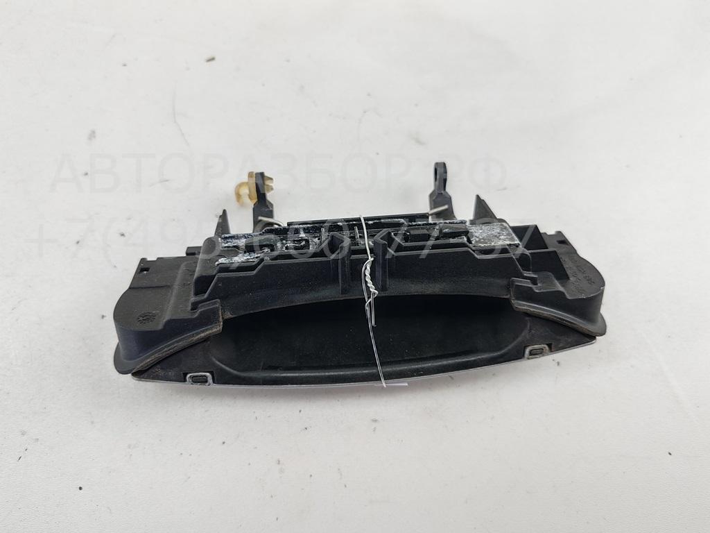 Ручка двери задней наружная левая