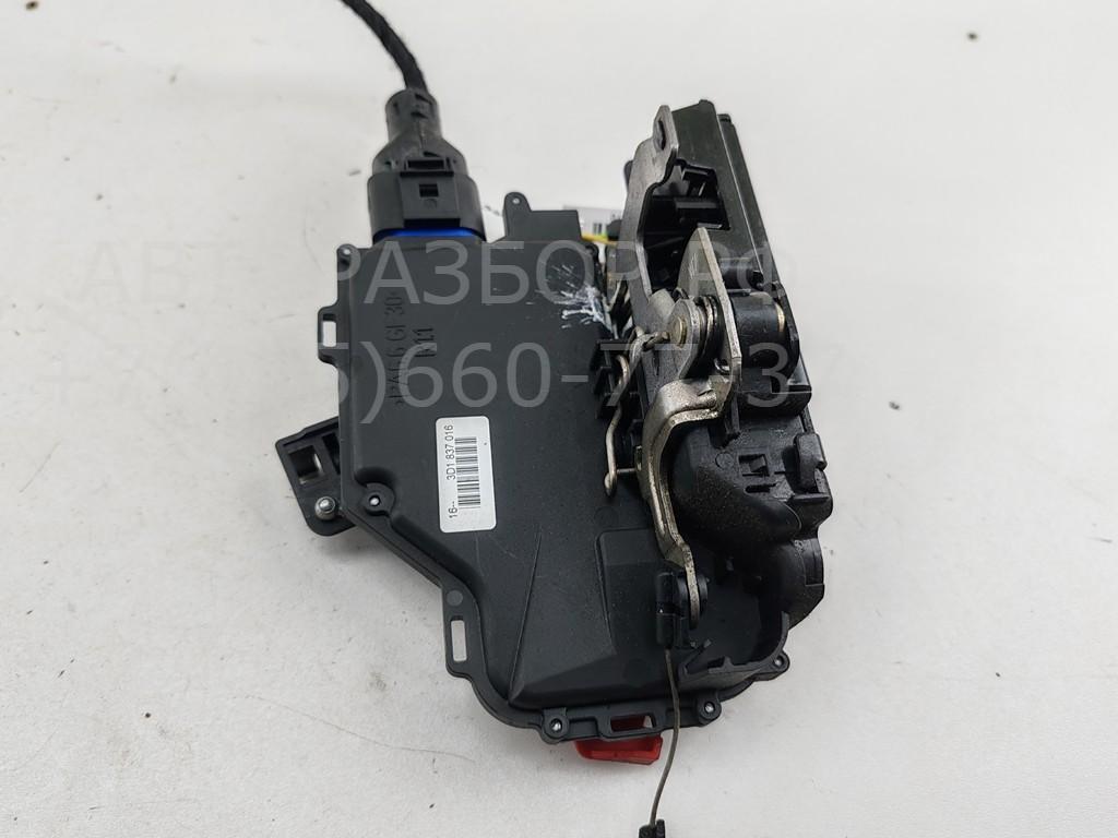 Замок двери передней правой