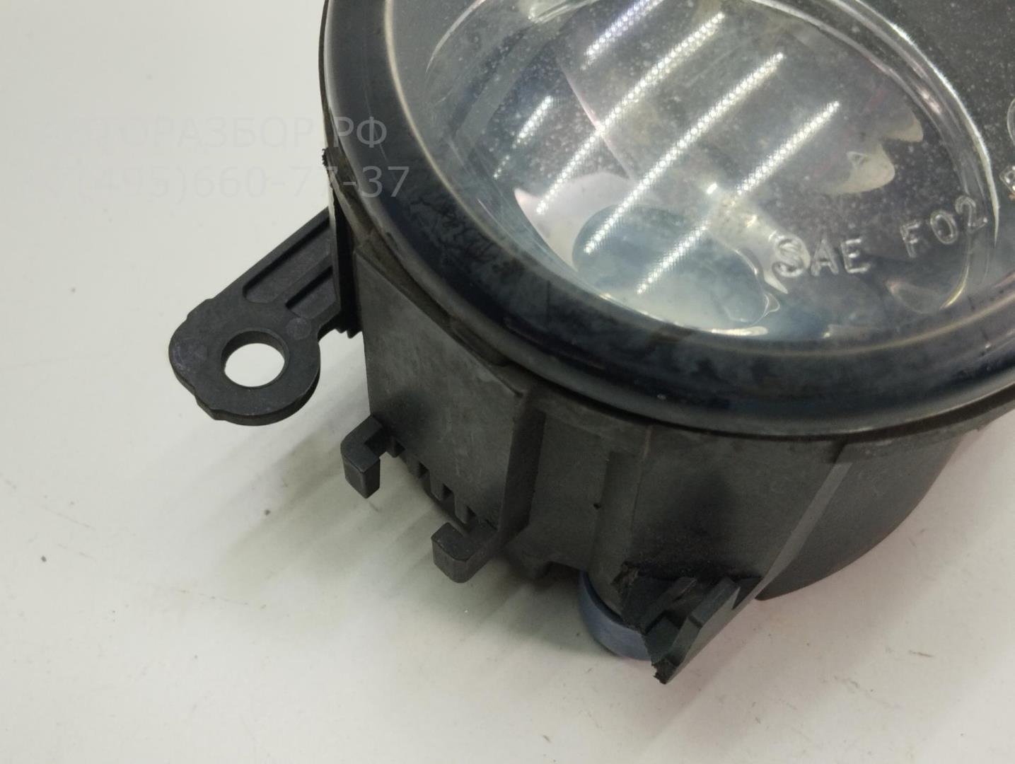 Фара противотуманная правая