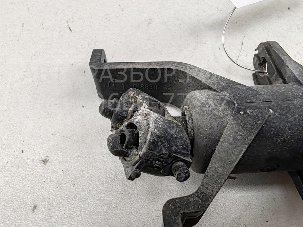 Форсунка омывателя фары