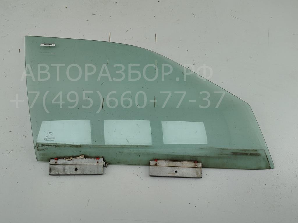 Стекло двери передней правой