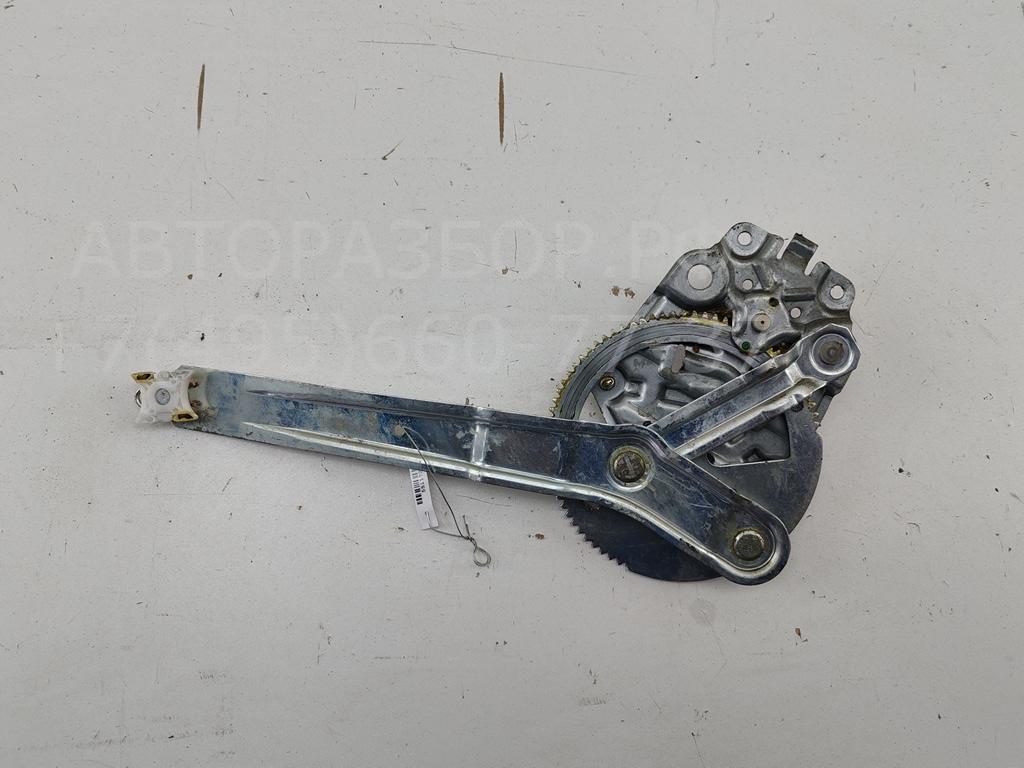 Стеклоподъемник механ. задний правый