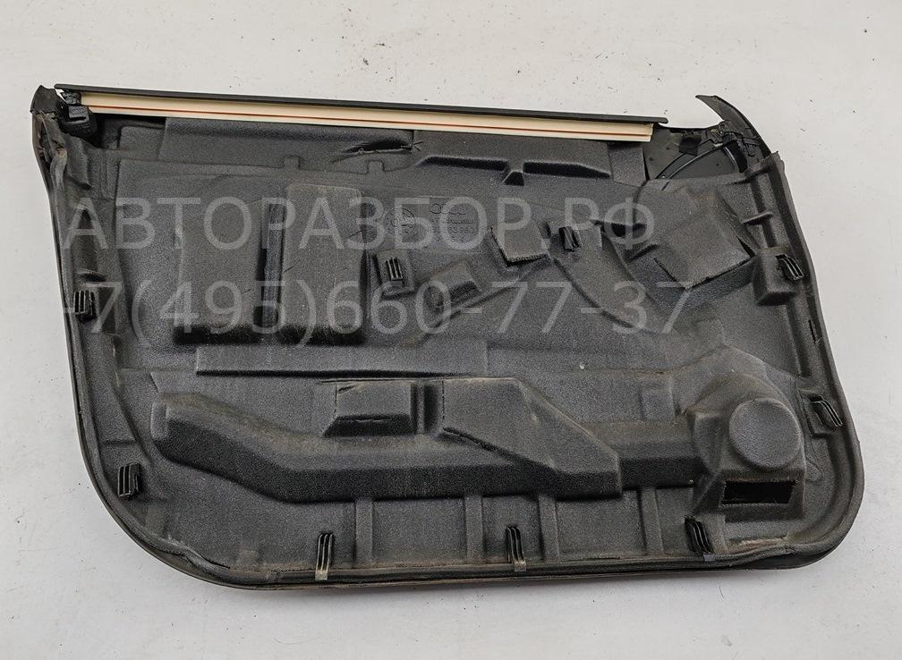 Обшивка двери передней правой