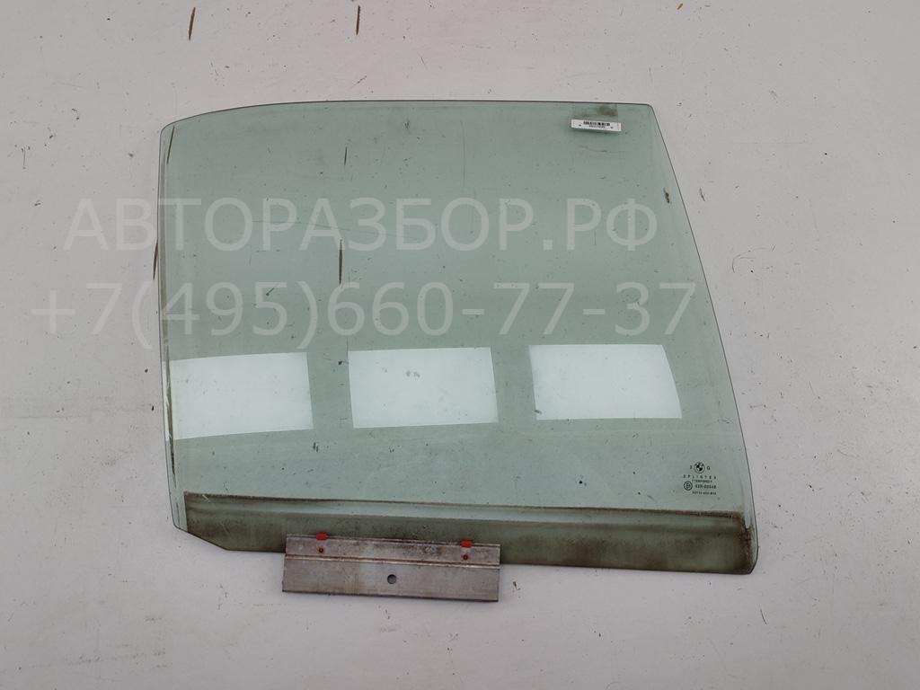 Стекло двери задней правой