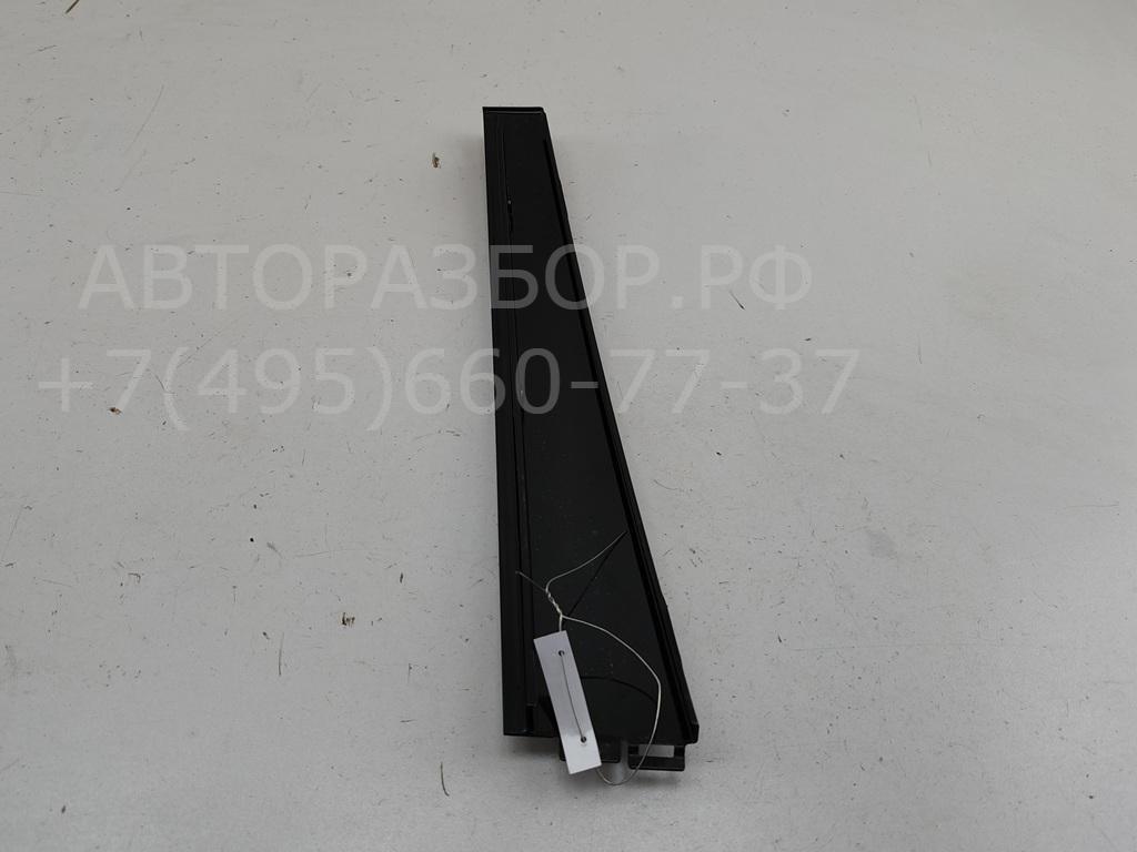 Накладка двери задней левой