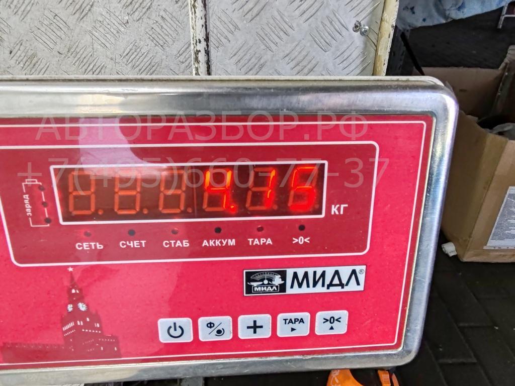 Стекло двери передней правой