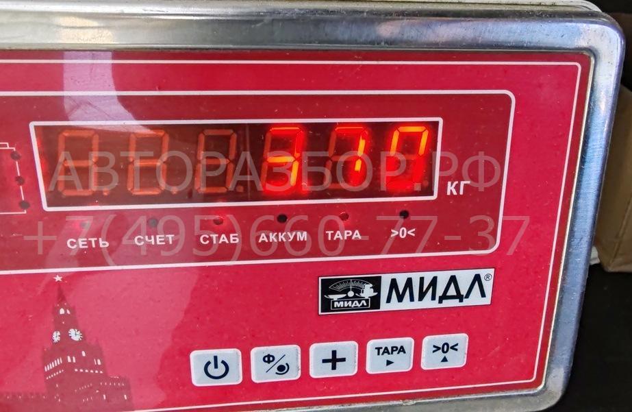 Стекло двери передней правой