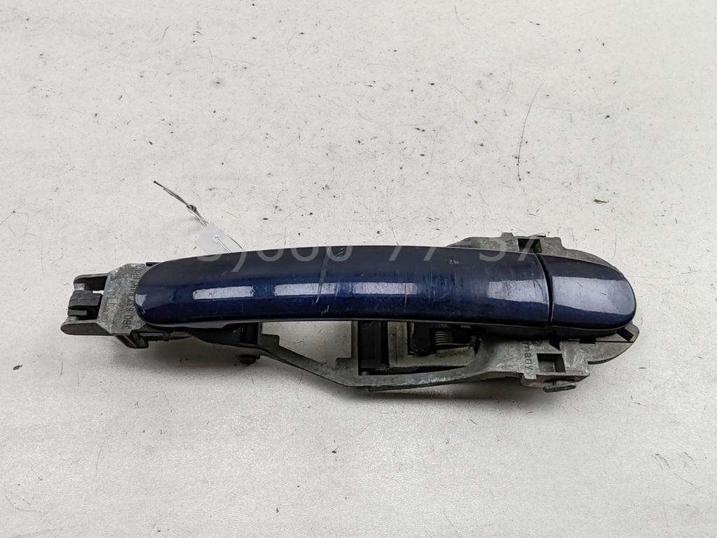 Ручка двери передней наружная правая