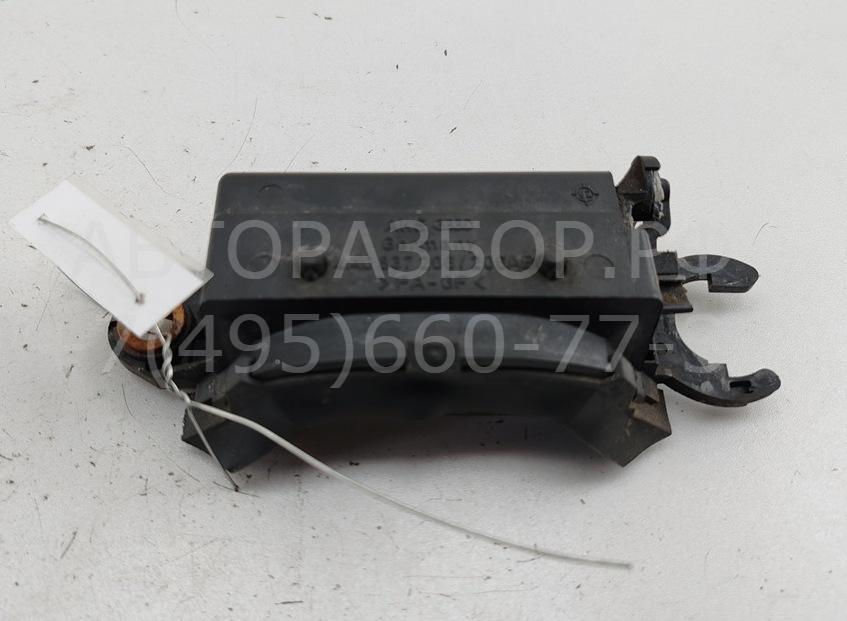 Ручка двери передней наружная правая