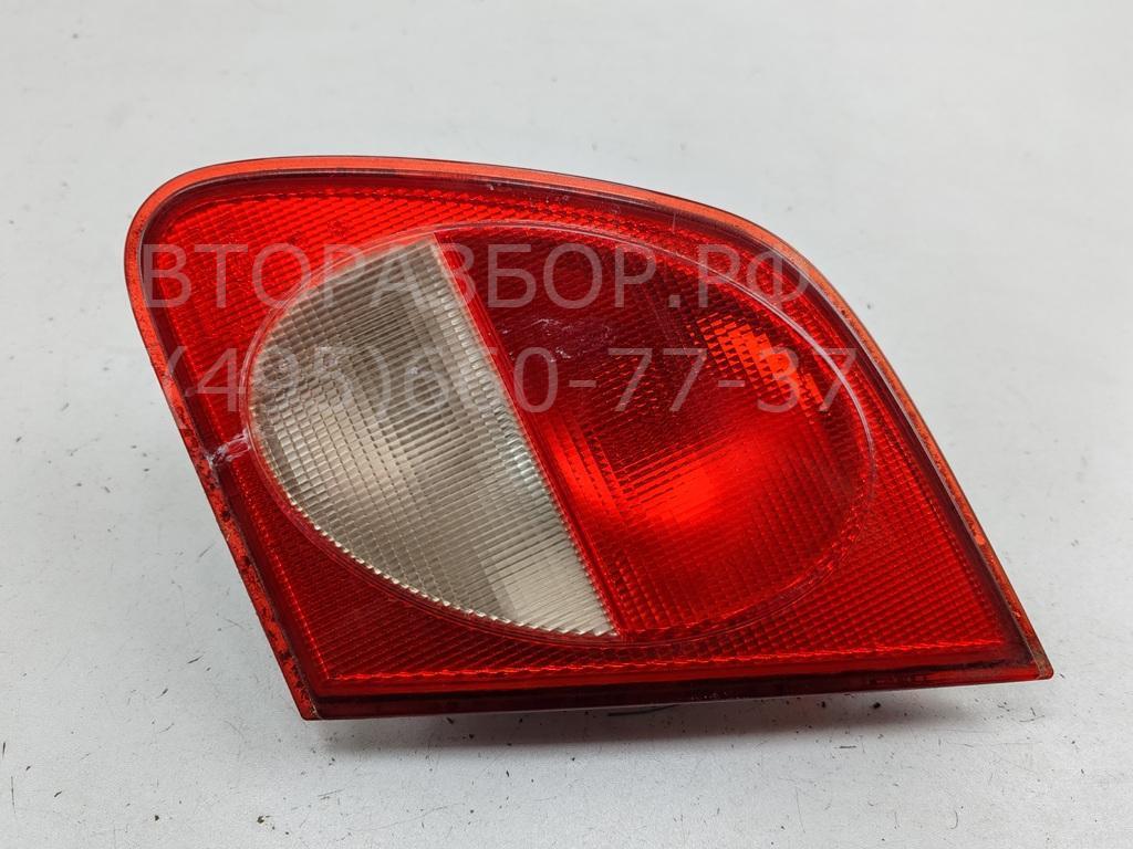 Фонарь задний внутренний правый