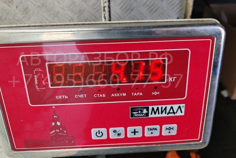 Стекло двери передней правой