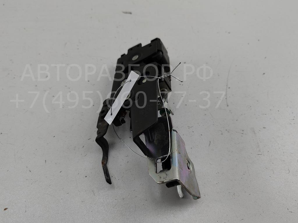 Замок двери передней правой